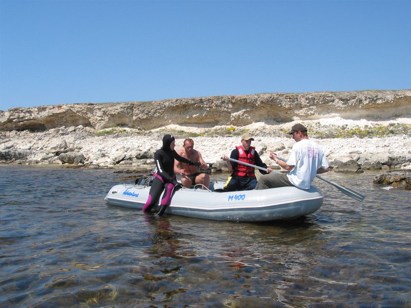 Boat Adventure Master M-400 on Water