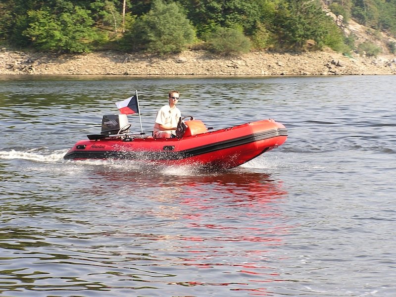 Boat Adventure Master M-470 Front