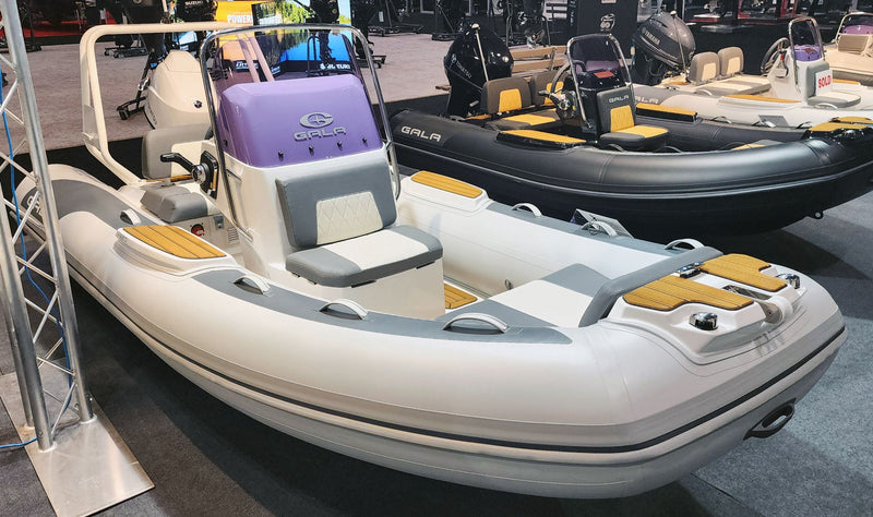 GALA Viking V420 Front Side