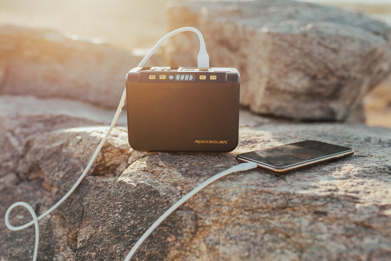 Portable Power Station ROCKSOLAR Weekender 80W
