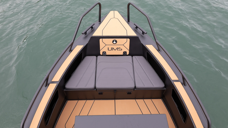The front of the UMS 700HT 23ft Aluminum Boat